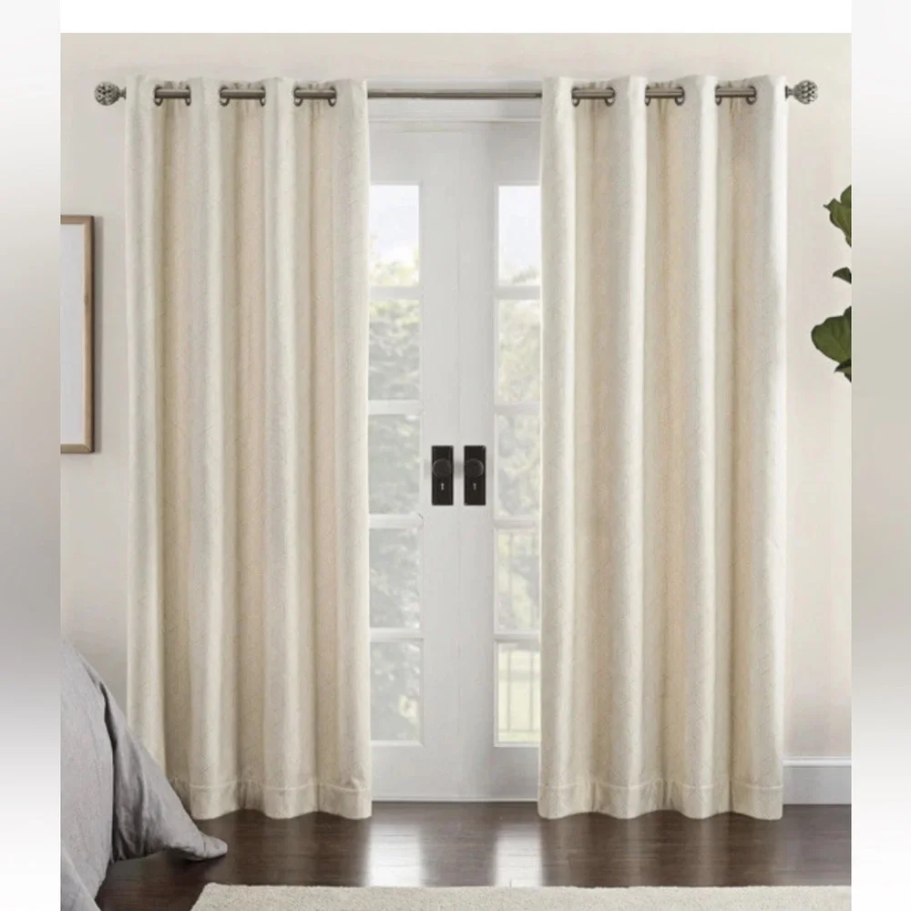 Eclipse Ambiance Geo Draft Stopper Energy Saving 100% Blackout Single Panel
